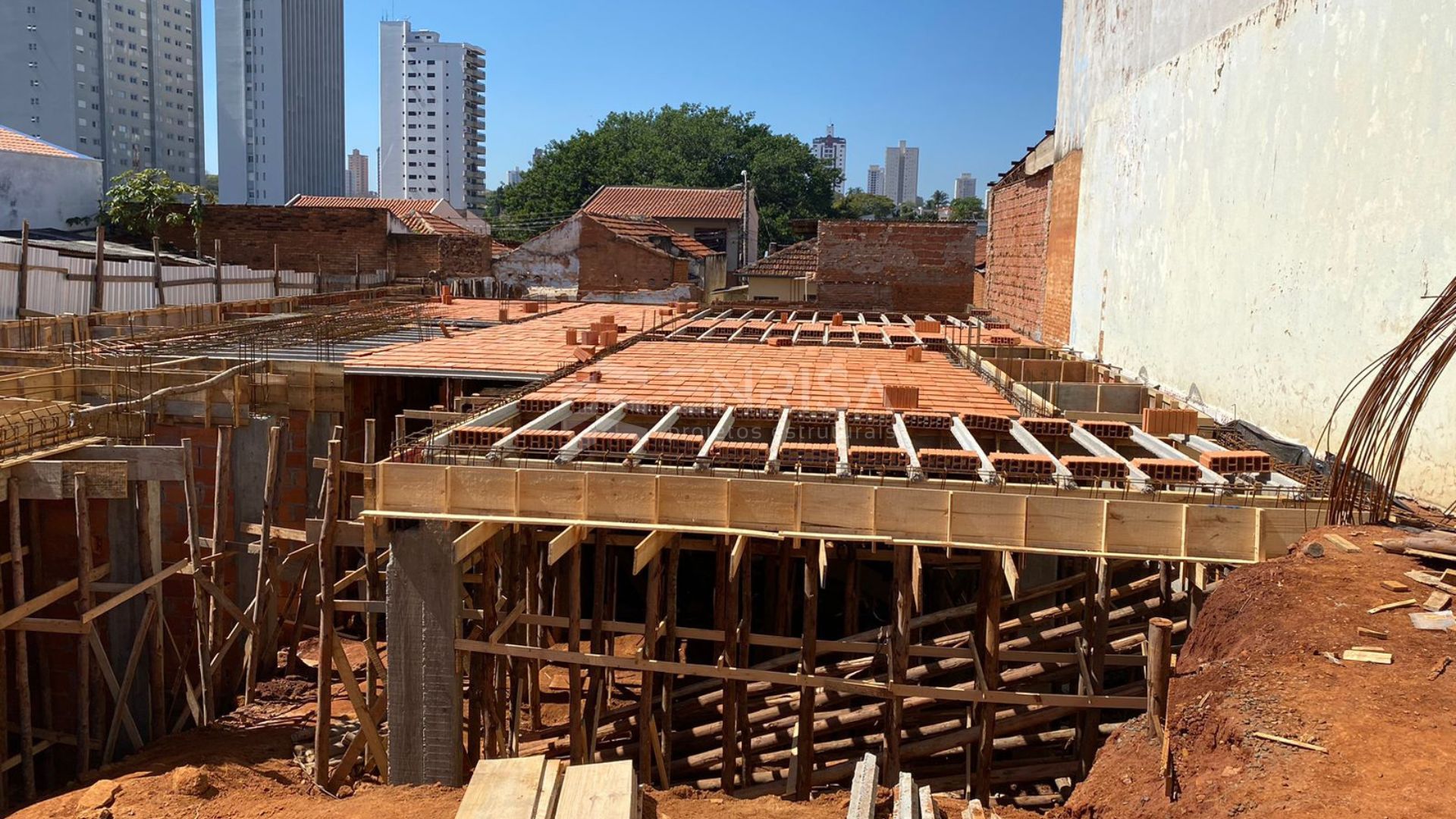 Projeto estrutural Rosário Piracicaba desenvolvido pela Enrisa Engenharia, com estrutura em concreto armado otimizada, garantindo segurança, eficiência e desempenho.